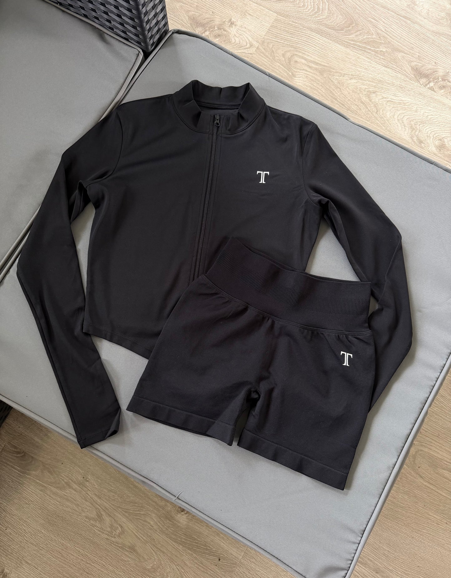 Short + Jacket