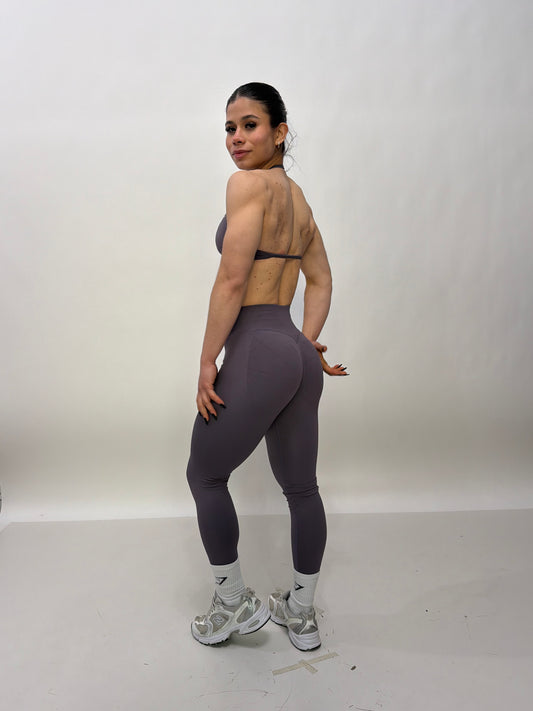 Leggins peachy + top baddie grafito