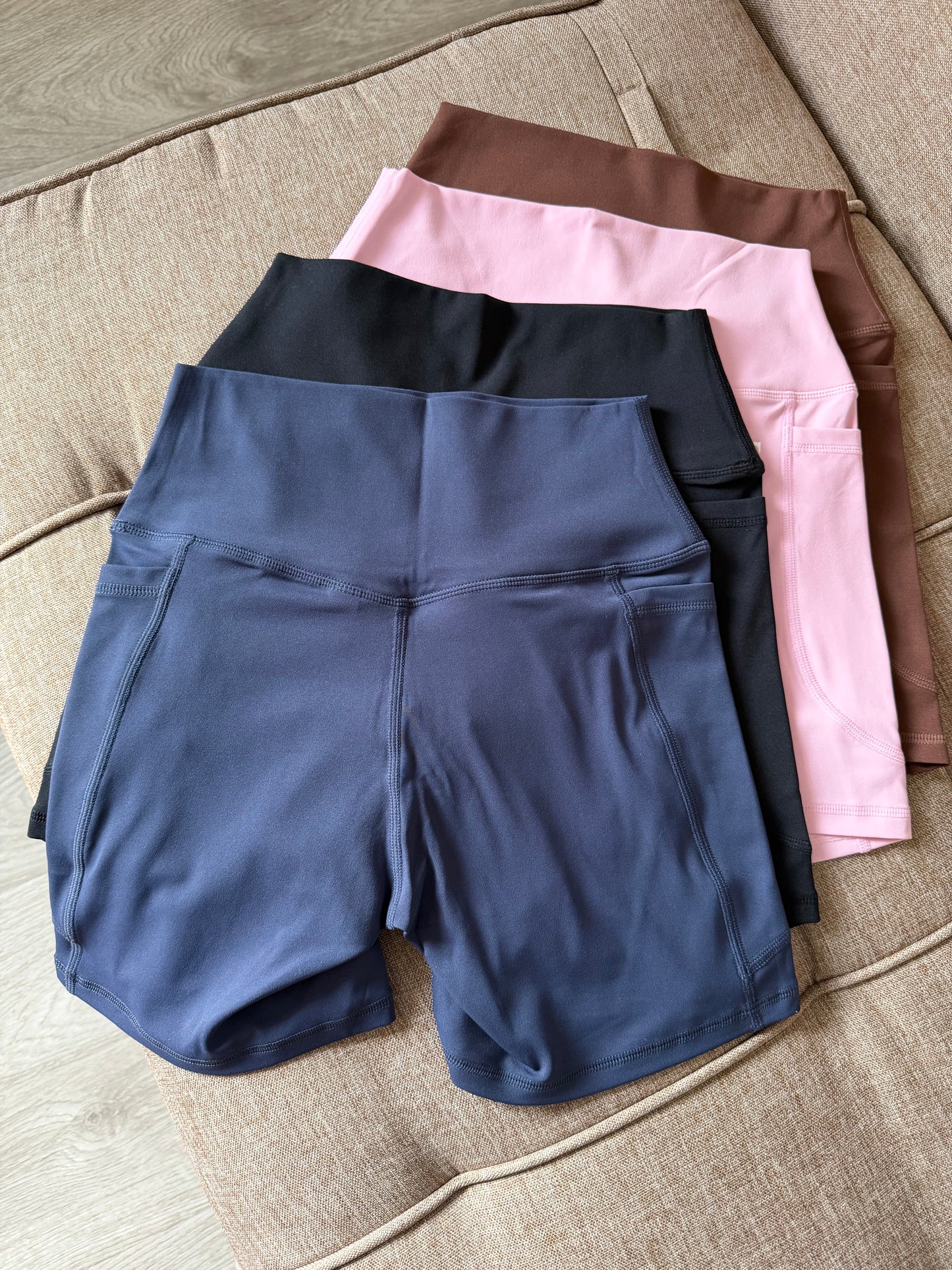Short pocket
