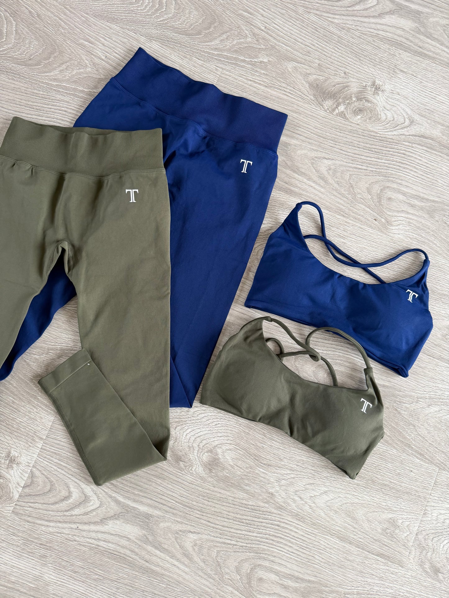 Conjunto Ivy
