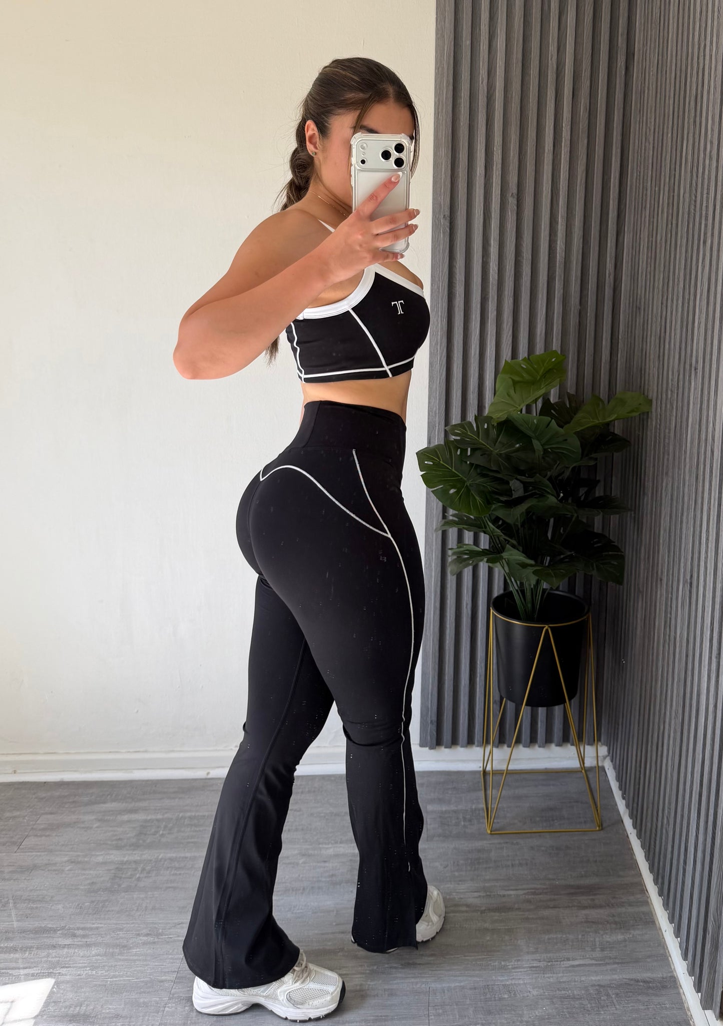 Top nayra