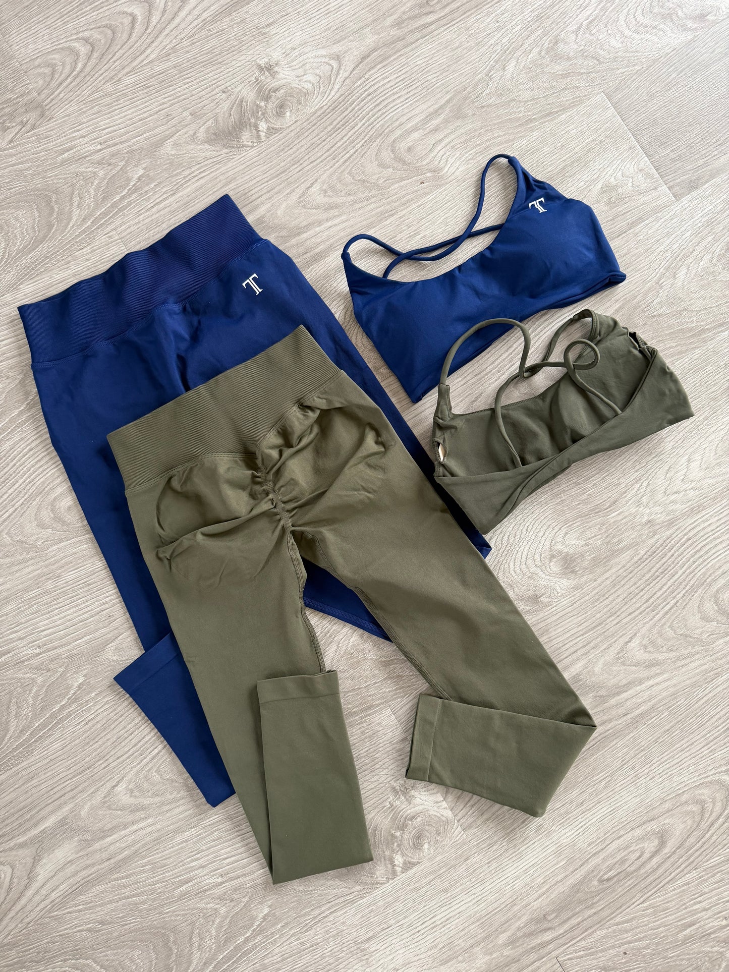 Conjunto Ivy